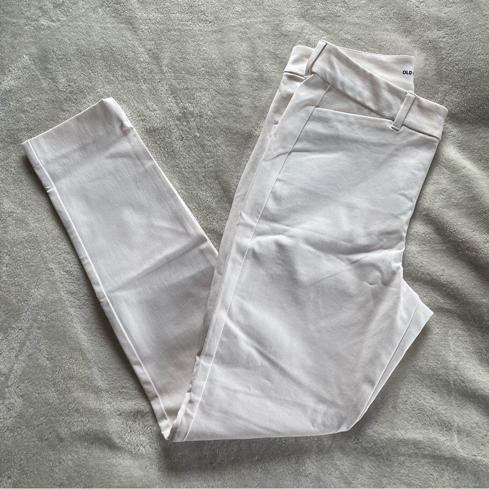 NWT Old Navy White High Rise Pixie